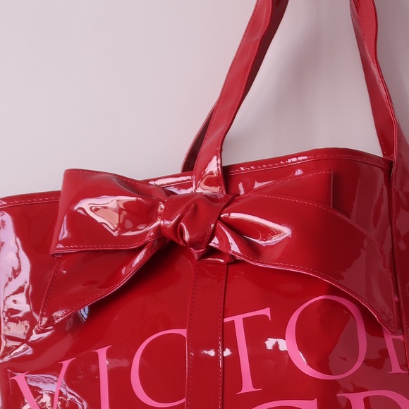 Victoria’s Secret Vinyl Bag w Bow Decor - Picture 3 of 10